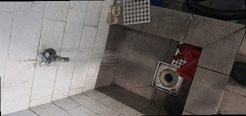 연제구 연산9동 하수구막힘 배관 점검과 이물질 제거 후 물 흐름을 확인하는 모습